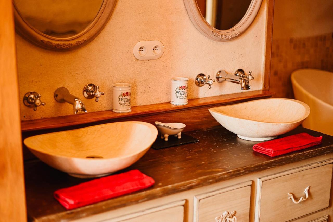 Bed and Breakfast Demeure De La Carmine, Sejour Bien-Etre D'Exception, Piscine, Hammam, Champagne Мирпуа Экстерьер фото